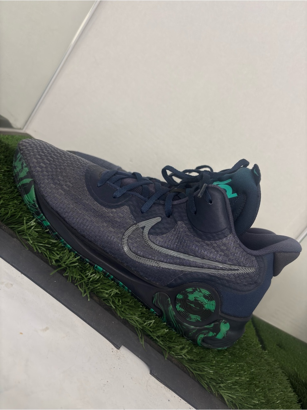 Nike KD Trey 5 IX Obsidian Clear Emerald Size 12